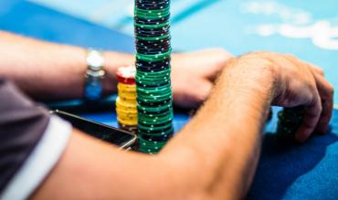 Juego y Reglas del poker tapado 